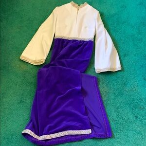 Unique Antique Women's Gown, early 1960s, size small